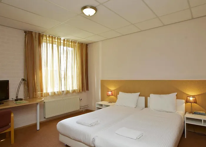 Parkhotel De Bosrand Отель Эде